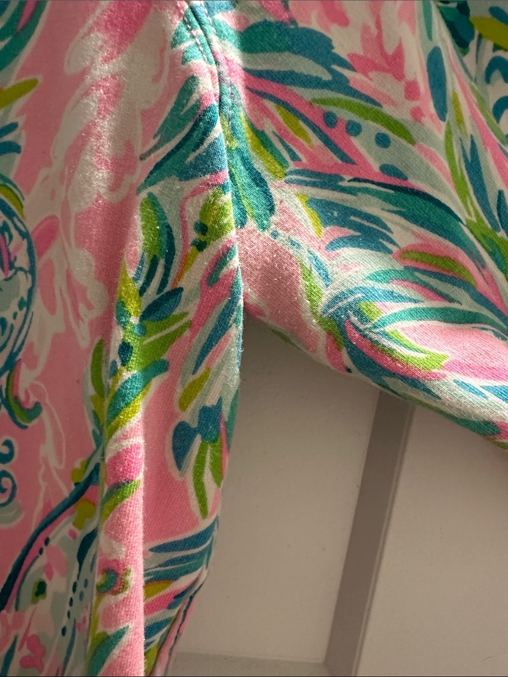 Lilly Pulitzer Unicorn of the Sea Skipper Popover - Picture 5 of 7